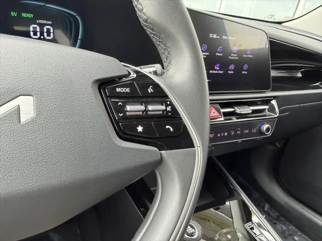 2024 Kia Niro Plug-In Hybrid EX