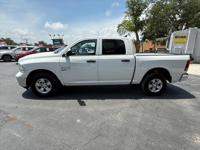 2023 Ram 1500 Classic SLT Crew Cab 4x4 5'7" Box