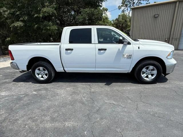 2023 Ram 1500 Classic SLT Crew Cab 4x4 5'7" Box