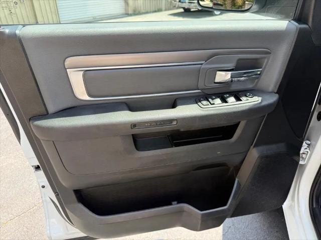 2023 Ram 1500 Classic SLT Crew Cab 4x4 5'7" Box