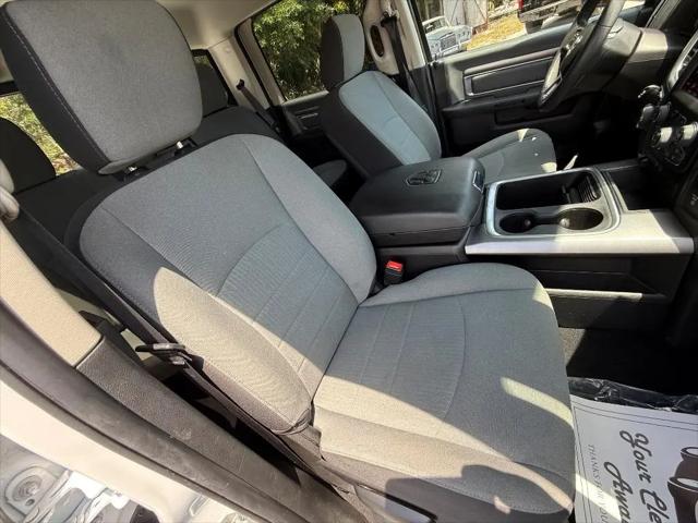 2023 Ram 1500 Classic SLT Crew Cab 4x4 5'7" Box