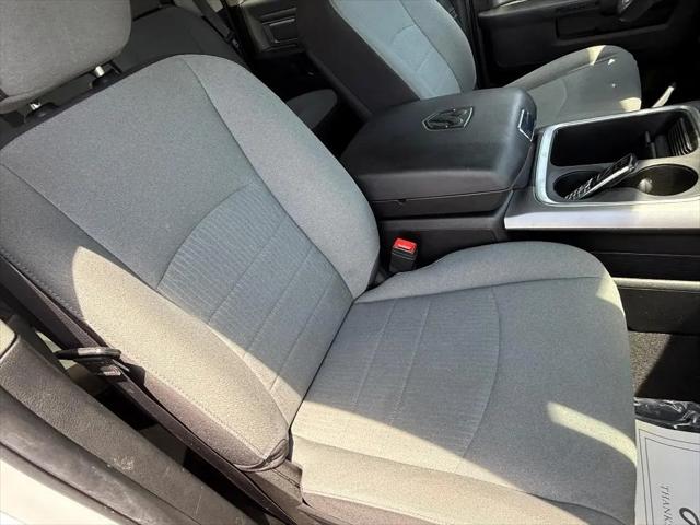 2023 Ram 1500 Classic SLT Crew Cab 4x4 5'7" Box