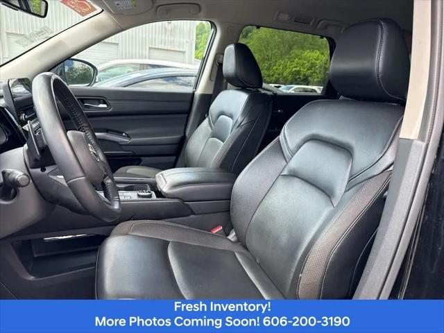 2024 Nissan Pathfinder SL 4WD