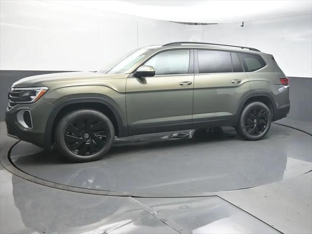 2026 Volkswagen Atlas SE with Technology