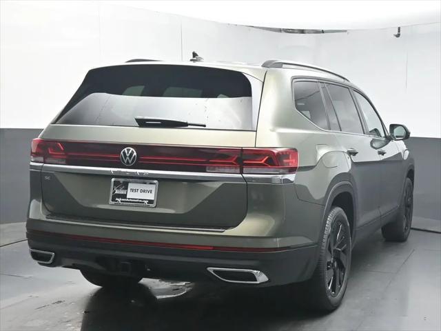 2026 Volkswagen Atlas SE with Technology
