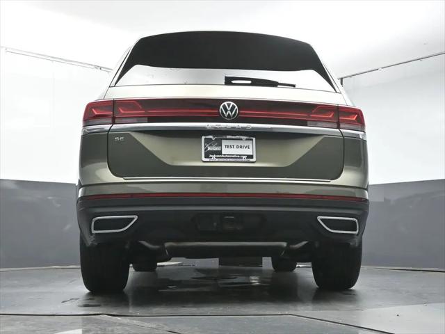 2026 Volkswagen Atlas SE with Technology