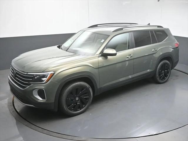 2026 Volkswagen Atlas SE with Technology
