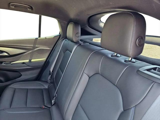 2025 Buick NV Sport Touring FWD