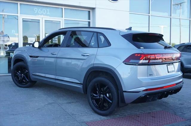 2026 Volkswagen Atlas Cross Sport SEL R-Line Black