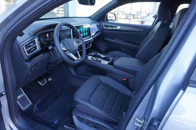 2026 Volkswagen Atlas Cross Sport SEL R-Line Black
