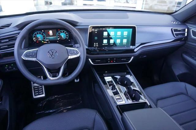 2026 Volkswagen Atlas Cross Sport SEL R-Line Black
