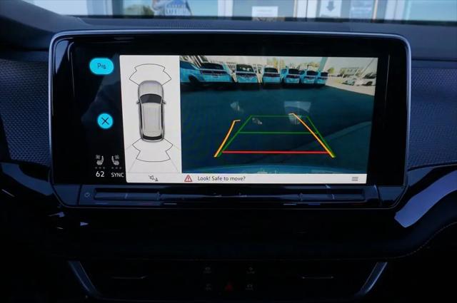 2026 Volkswagen Atlas Cross Sport SEL R-Line Black