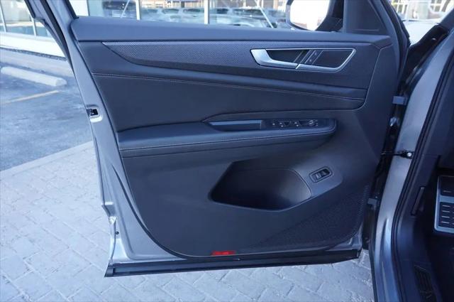 2026 Volkswagen Atlas Cross Sport SEL R-Line Black