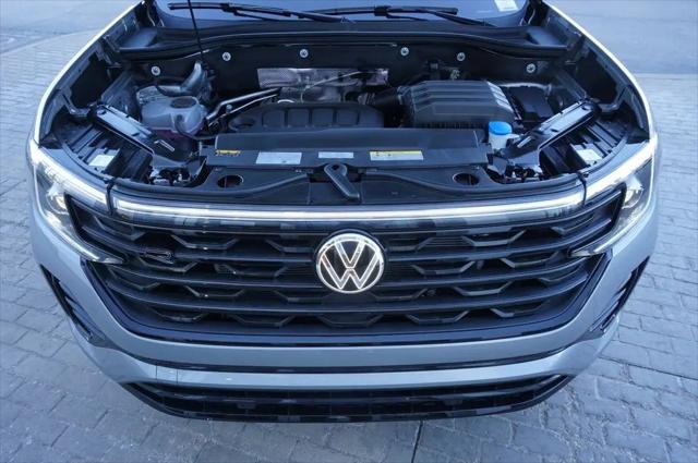 2026 Volkswagen Atlas Cross Sport SEL R-Line Black