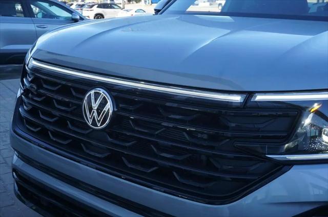 2026 Volkswagen Atlas Cross Sport SEL R-Line Black