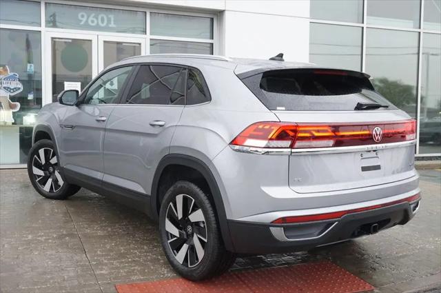2026 Volkswagen Atlas Cross Sport SE with Technology
