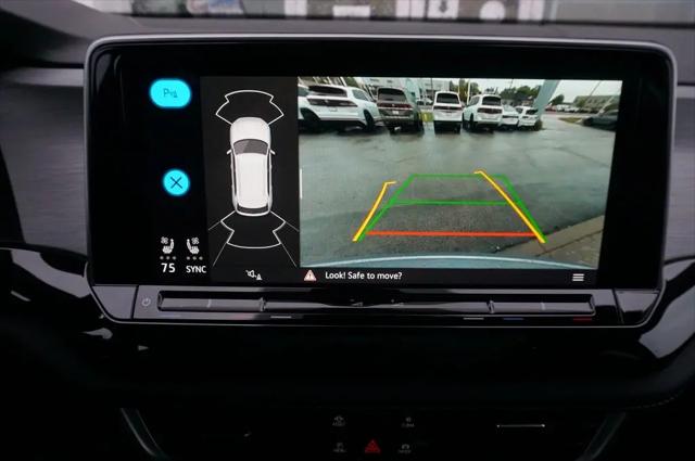 2026 Volkswagen Atlas Cross Sport SE with Technology