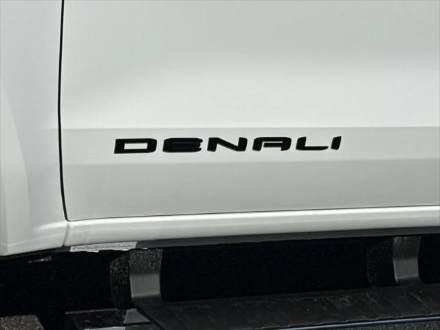 2026 GMC Canyon Denali, 4WD