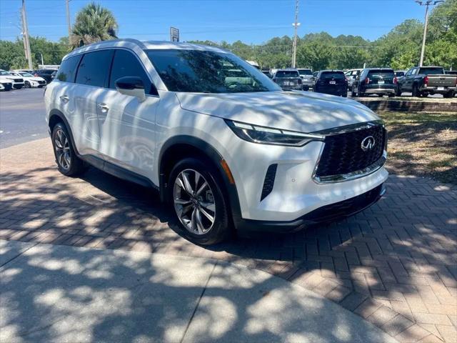 2025 INFINITI QX60 LUXE