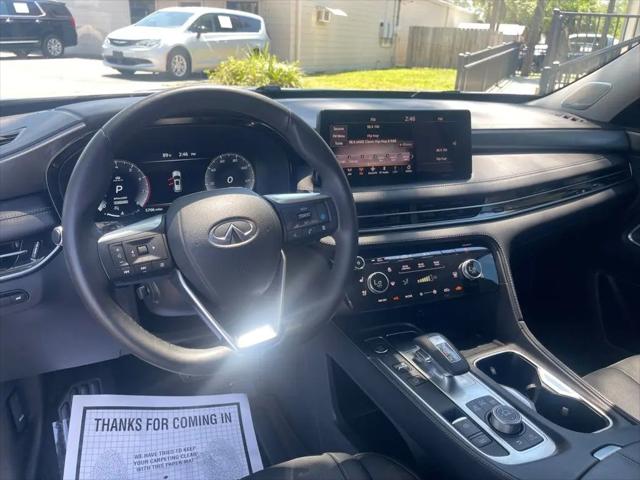 2025 INFINITI QX60 LUXE