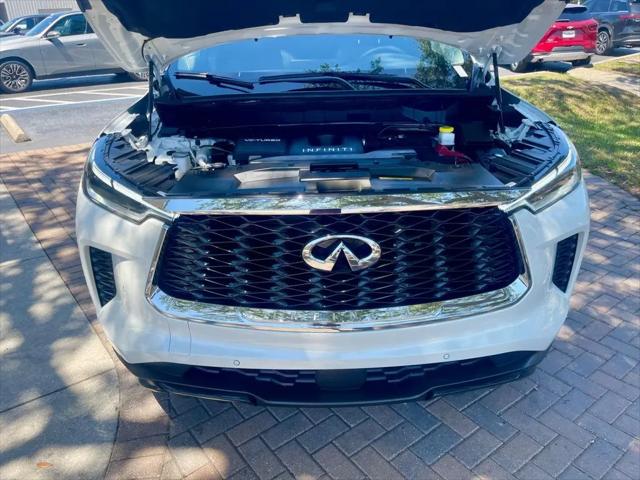 2025 INFINITI QX60 LUXE