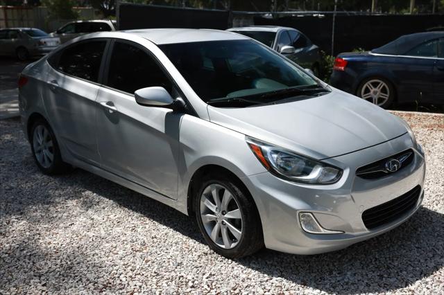 2013 Hyundai Accent GLS