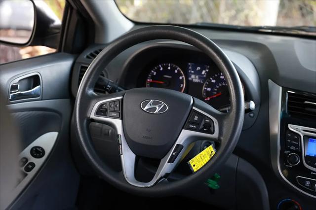 2013 Hyundai Accent GLS