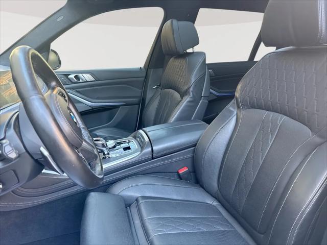 2020 BMW X7 M50i