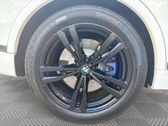 2020 BMW X7 M50i