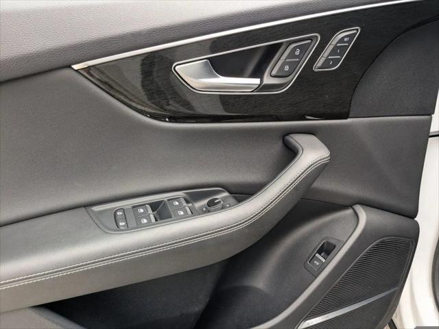 2023 Audi Q8 Premium Plus 55 TFSI quattro Tiptronic