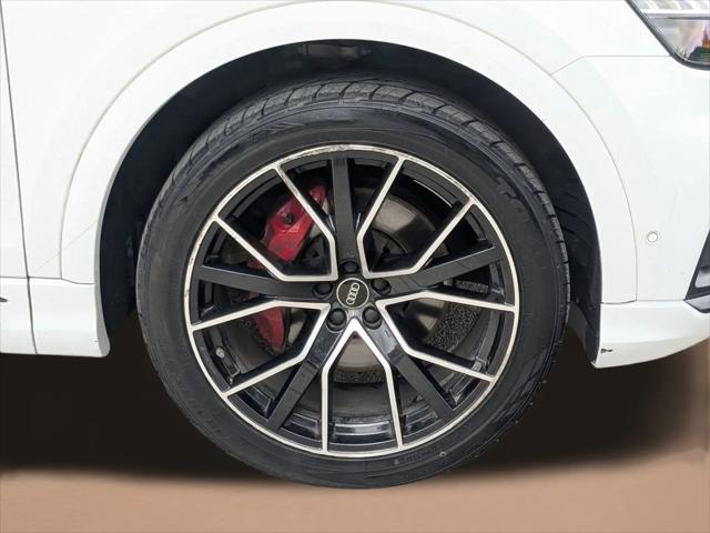 2023 Audi Q8 Premium Plus 55 TFSI quattro Tiptronic
