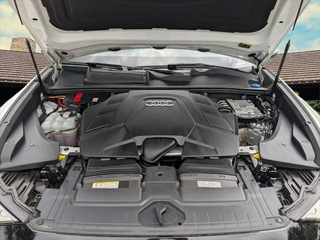 2023 Audi Q8 Premium Plus 55 TFSI quattro Tiptronic