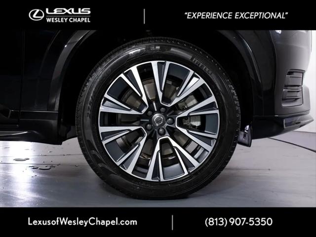 2022 Volvo XC90 T5 Momentum 7 Passenger