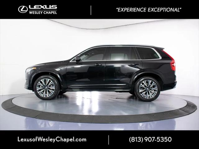 2022 Volvo XC90 T5 Momentum 7 Passenger