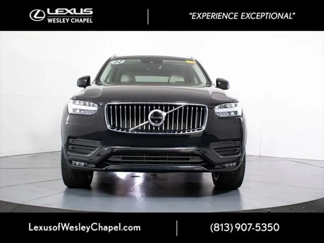 2022 Volvo XC90 T5 Momentum 7 Passenger