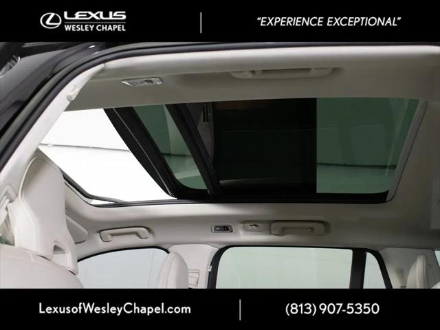 2022 Volvo XC90 T5 Momentum 7 Passenger