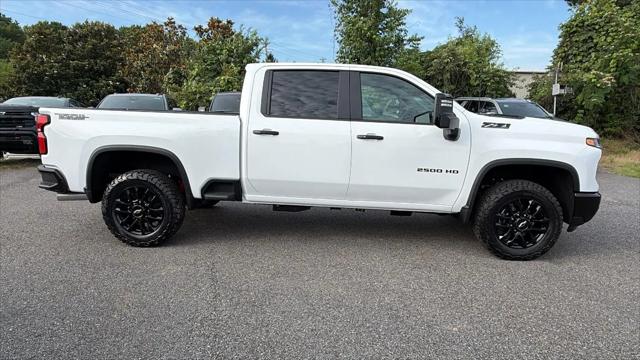 2026 Chevrolet Silverado 2500HD Crew Cab, Standard Bed, LT, 4WD
