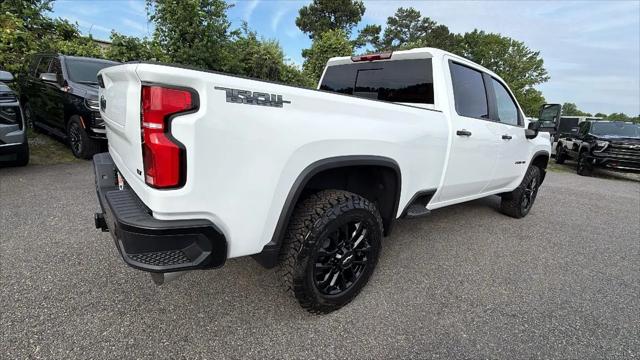 2026 Chevrolet Silverado 2500HD Crew Cab, Standard Bed, LT, 4WD