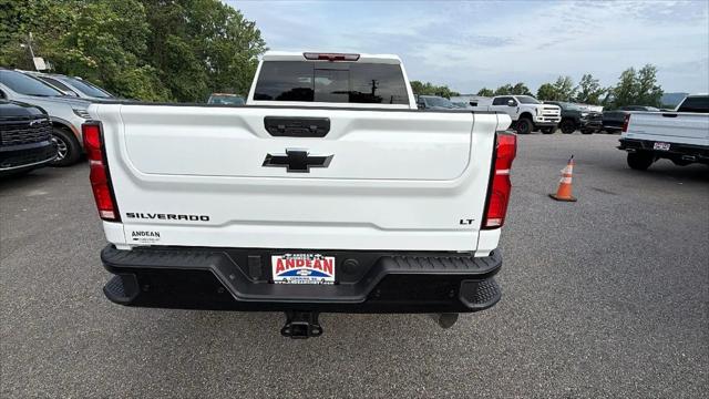 2026 Chevrolet Silverado 2500HD Crew Cab, Standard Bed, LT, 4WD