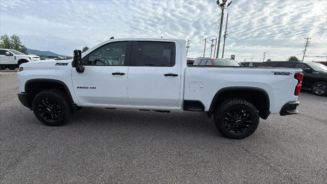 2026 Chevrolet Silverado 2500HD Crew Cab, Standard Bed, LT, 4WD