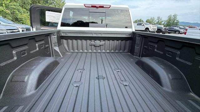 2026 Chevrolet Silverado 2500HD Crew Cab, Standard Bed, LT, 4WD