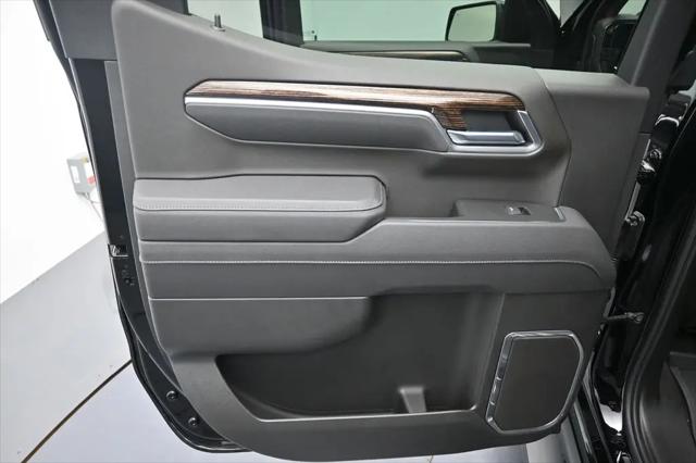2025 GMC Sierra 1500 4WD Crew Cab Short Box Elevation with 3SB