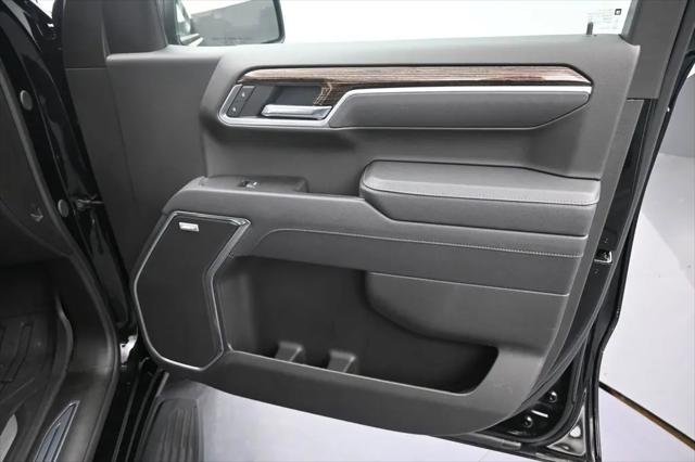 2025 GMC Sierra 1500 4WD Crew Cab Short Box Elevation with 3SB