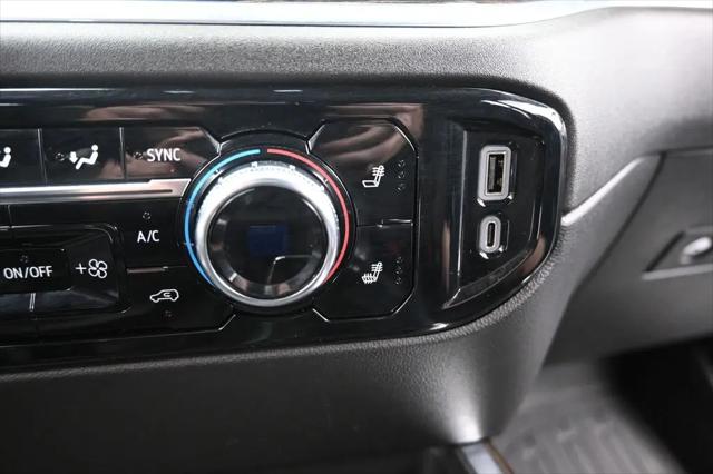 2025 GMC Sierra 1500 4WD Crew Cab Short Box Elevation with 3SB