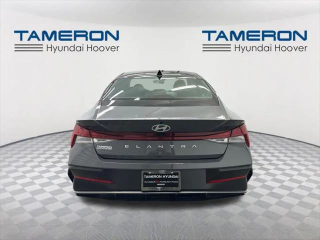 2025 Hyundai Elantra SEL Convenience