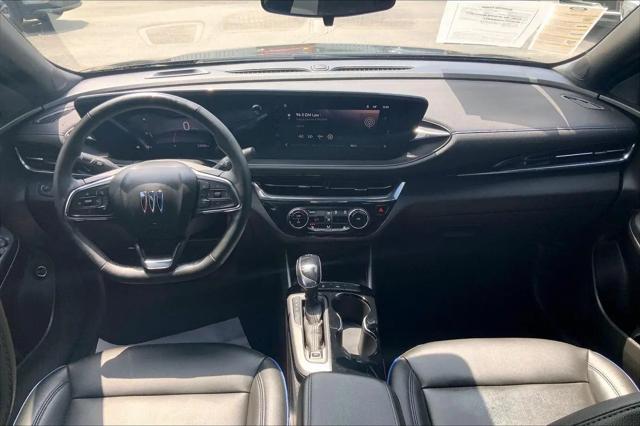 2025 Buick NV Sport Touring FWD