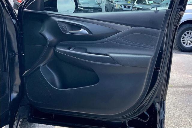 2025 Buick NV Sport Touring FWD