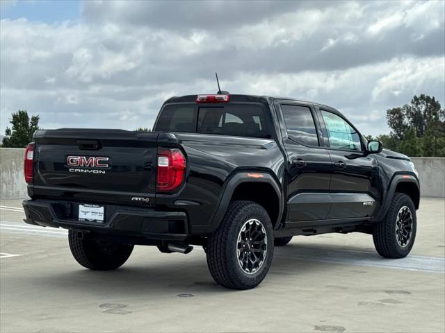 2026 GMC Canyon AT4, 4WD