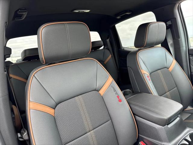 2026 GMC Canyon AT4, 4WD