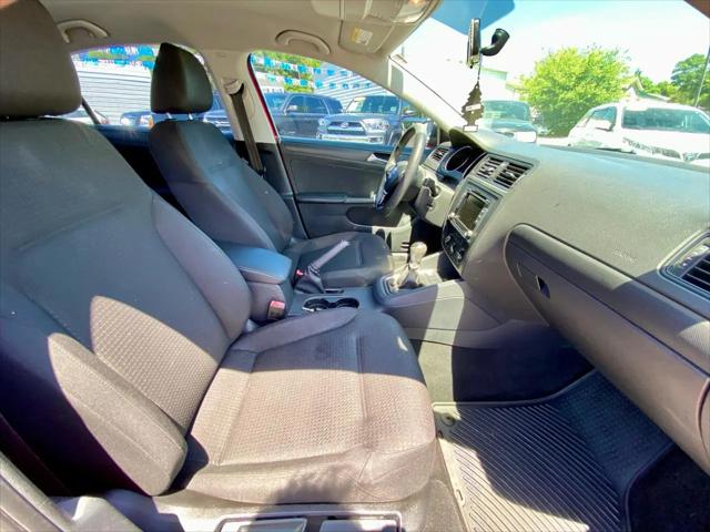 2015 Volkswagen Jetta 2.0L S